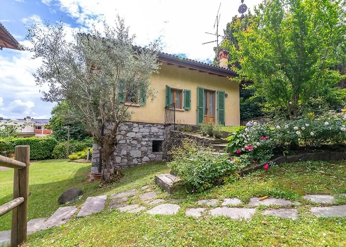La Dependance Immersa Nel Parco Della Villa Isabella